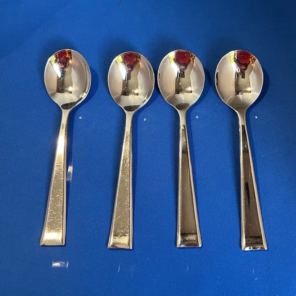 vintage sola switzerland round soup spoons Lot Of 4.